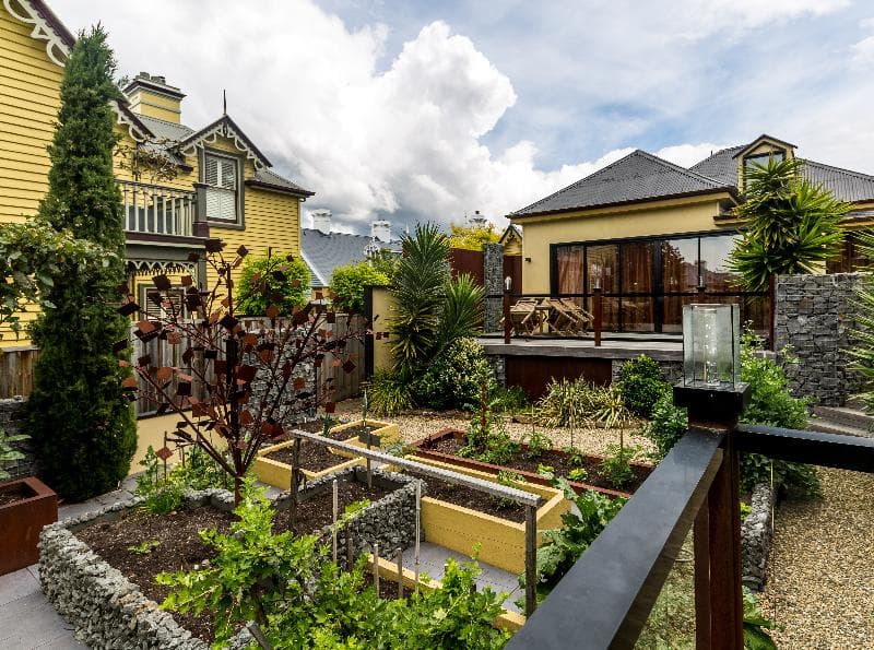 Corinda Contemporary 4