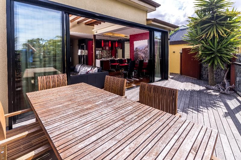 Corinda Contemporary 5