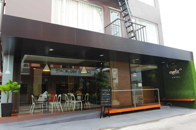 Metz Pratunam 5