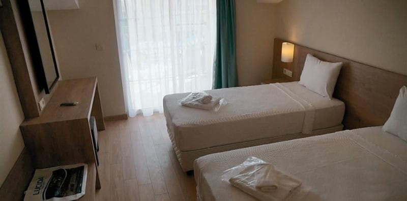 Lucida Beach Hotel 2