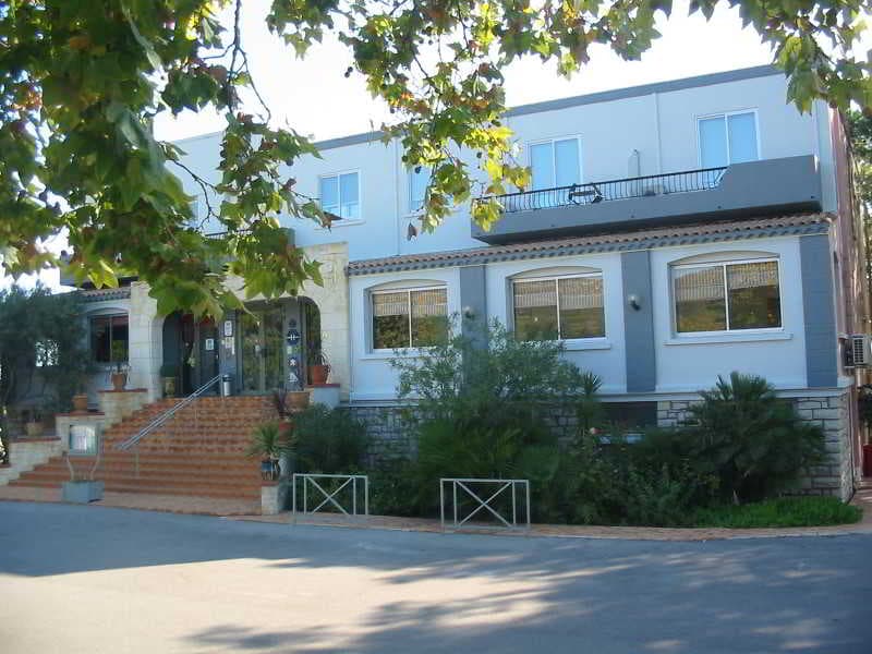 Inter-Hotel Hotellerie De Balajan main