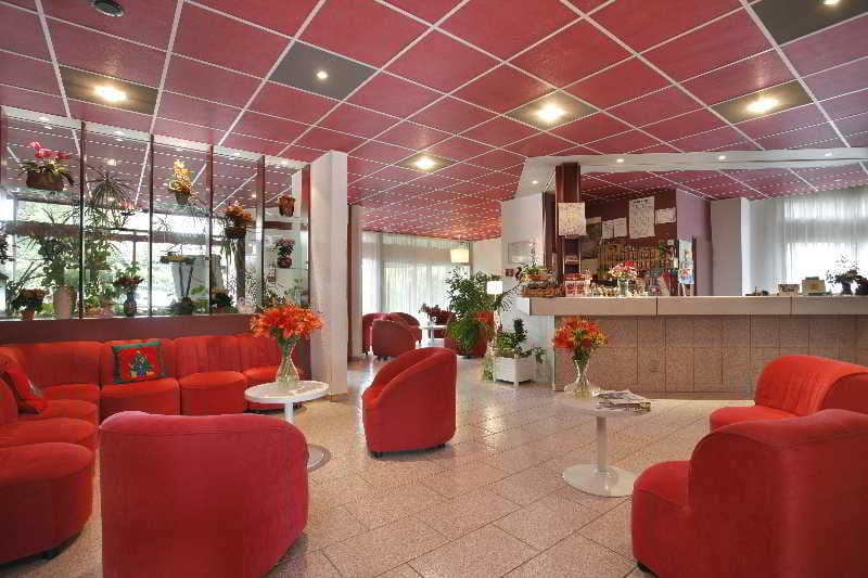 Logis Hotel L'arc En Ciel 4
