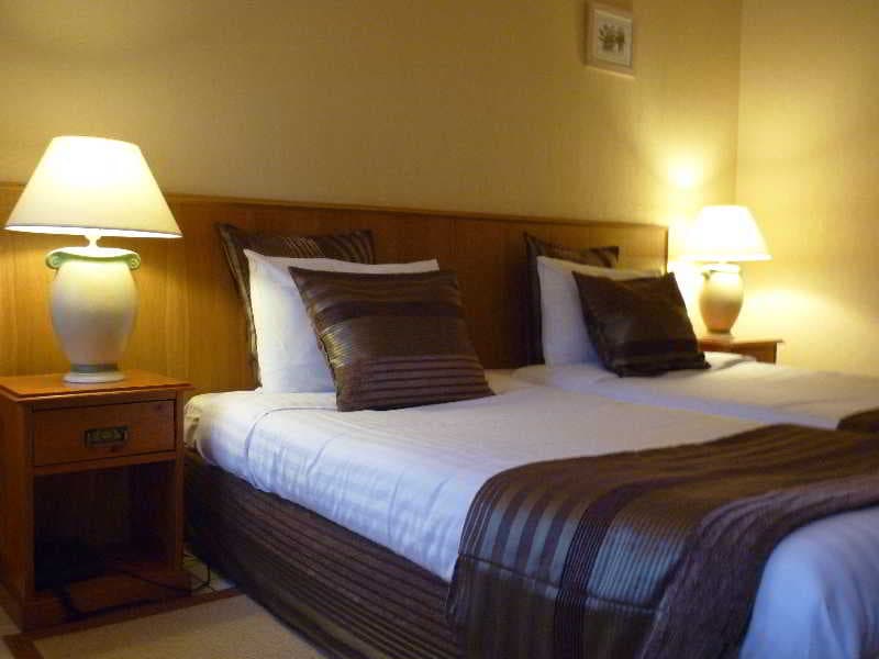The Originals Boutique, Hotel Clos Sainte Marie, Nevers 4