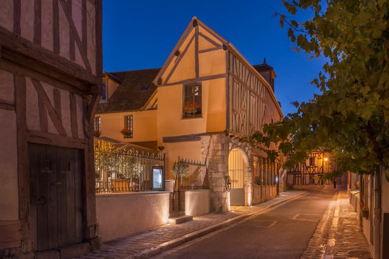 Hotel Aux Vieux Remparts, The Originals Relais [Relais du Silence] 2