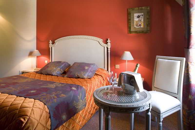 Hotel Aux Vieux Remparts, The Originals Relais [Relais du Silence] 5
