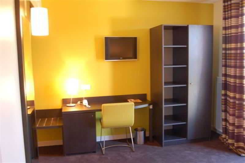 The Originals Boutique, Htel Marytel, Montbrison (Inter-Hotel) 3