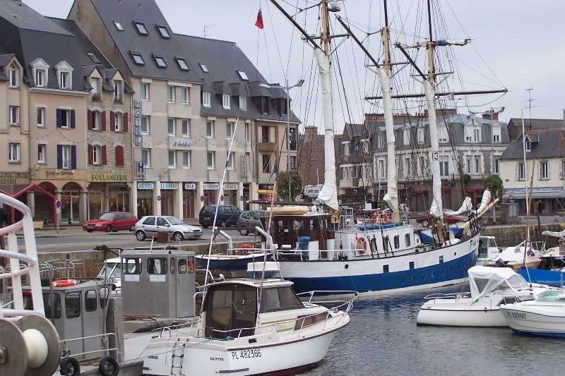 Hotel The Originals Paimpol Le Goelo main