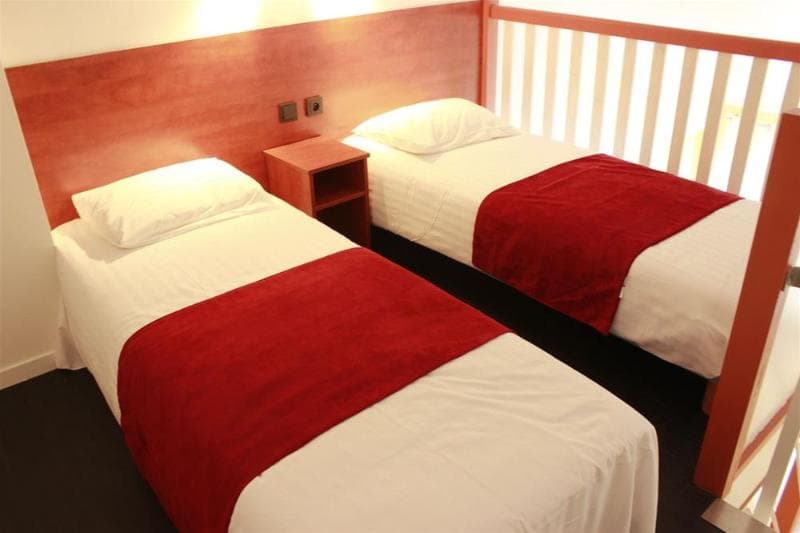 Logis Hotel Center Brest 3
