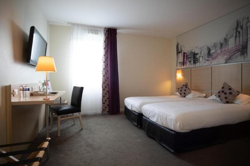 Hotel The Originals Saint-Etienne Aroport Actuel 3