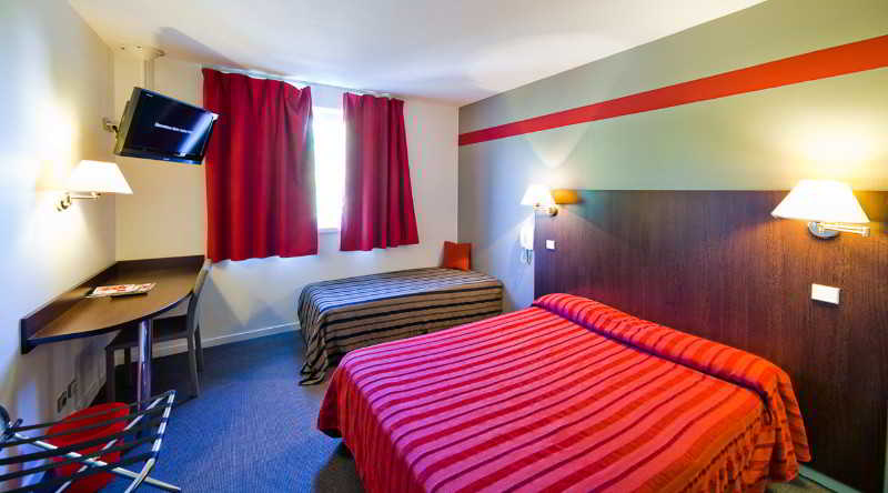 Ibis Styles Clermont-Ferrand République 4