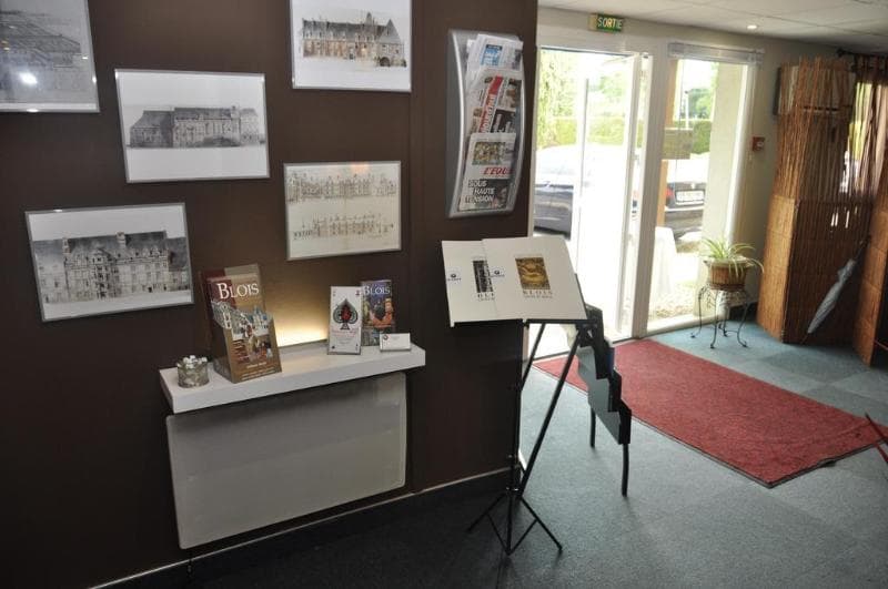 Hotel Le Cosy Blois Nord main