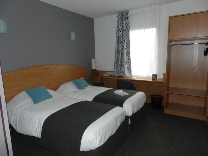Hotel The Originals Bressuire Plume 4