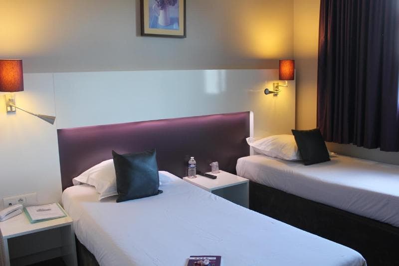 The Originals City, Hotel Novella Premium, Nantes East photo 1