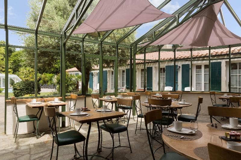 Domaine Le Martinet, The Originals Relais (Relais Du Silence) 5