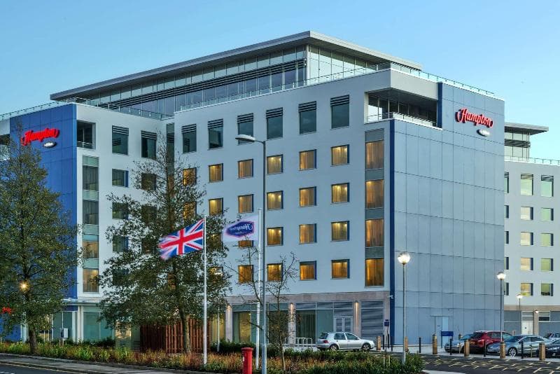 Hampton by Hilton London Luton Airport 5