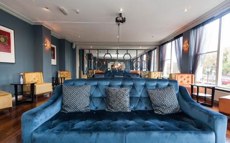 Sandymount Hotel 5