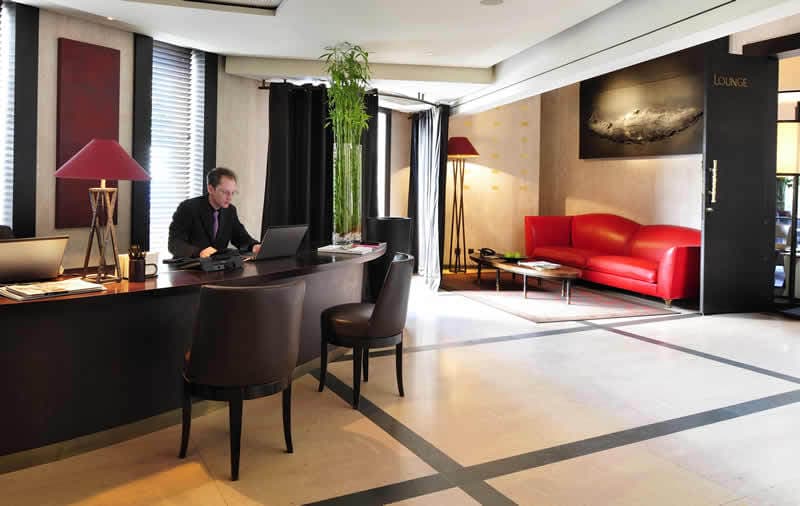 Hotel Square 4