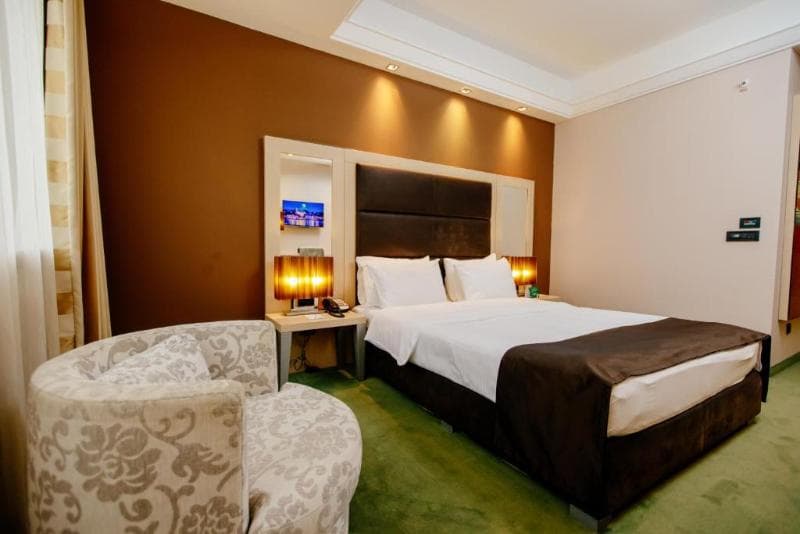 Holiday Inn Belgrad 4