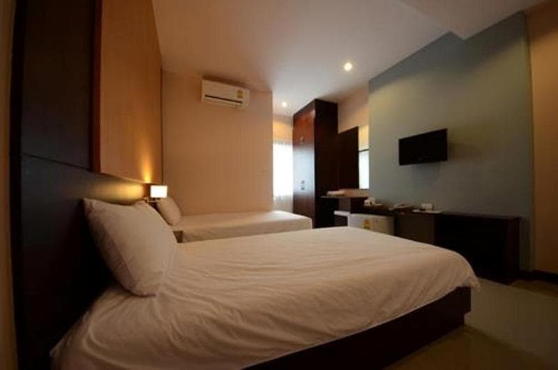 777 Hometel 3