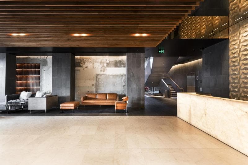The Melbourne Hotel 5