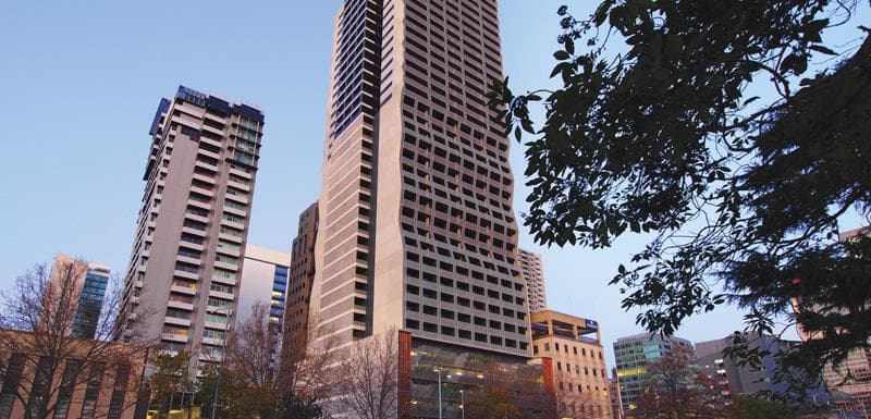 Oaks Melbourne On William Suites photo 1