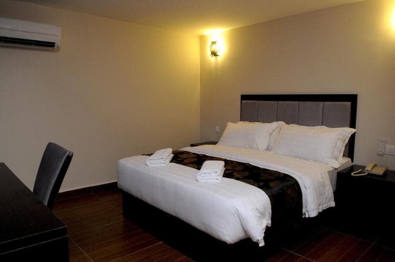 Kk Waterfront Hotel 5