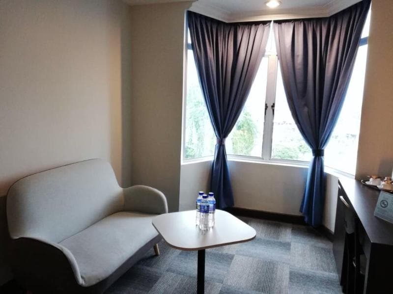 Legend Inn 4