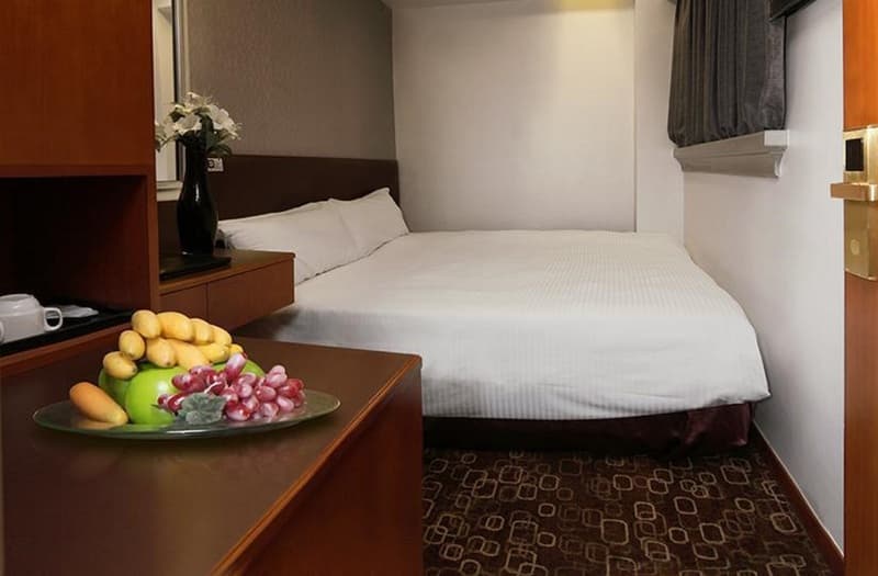 Lander Hotel Prince Edward 5