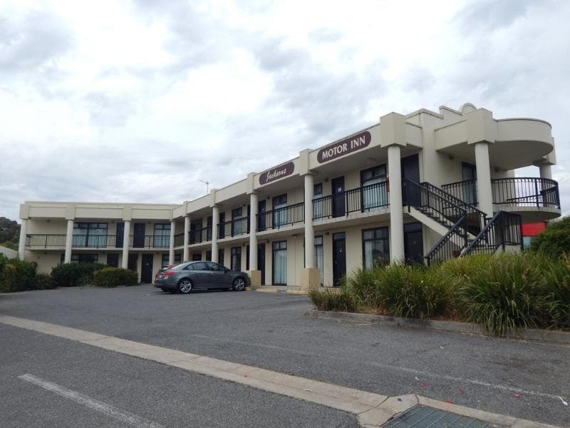 Jacksons Motor Inn 4
