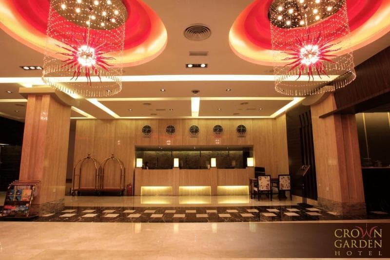 Crown Garden 2