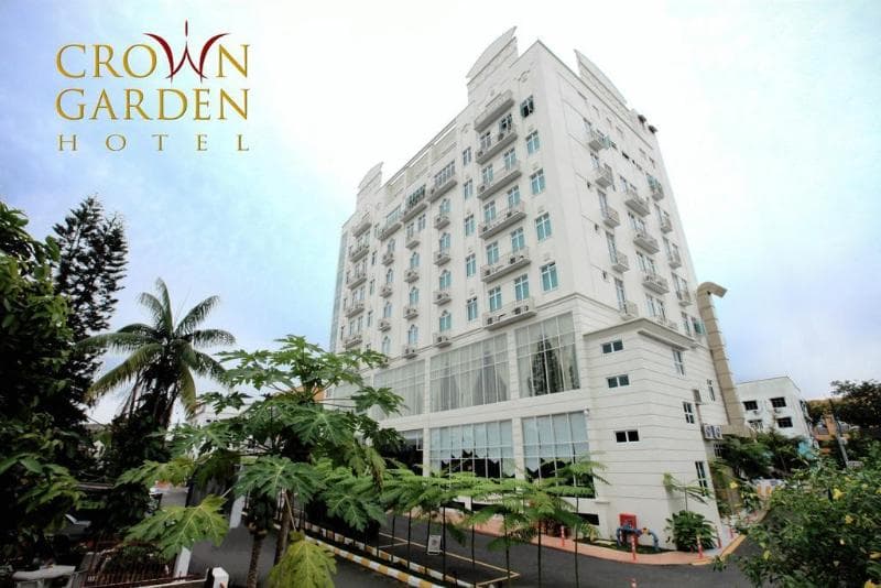 Crown Garden 5