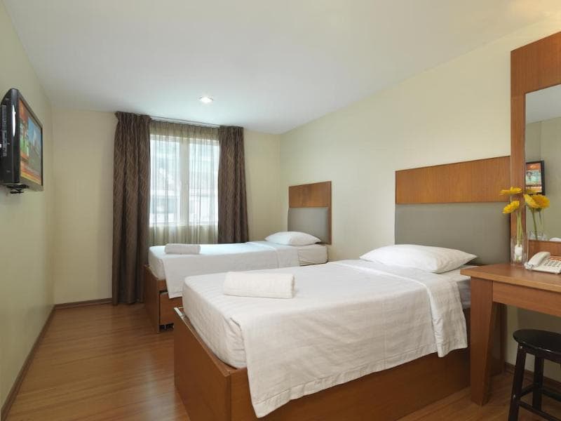 Fenix Inn 5