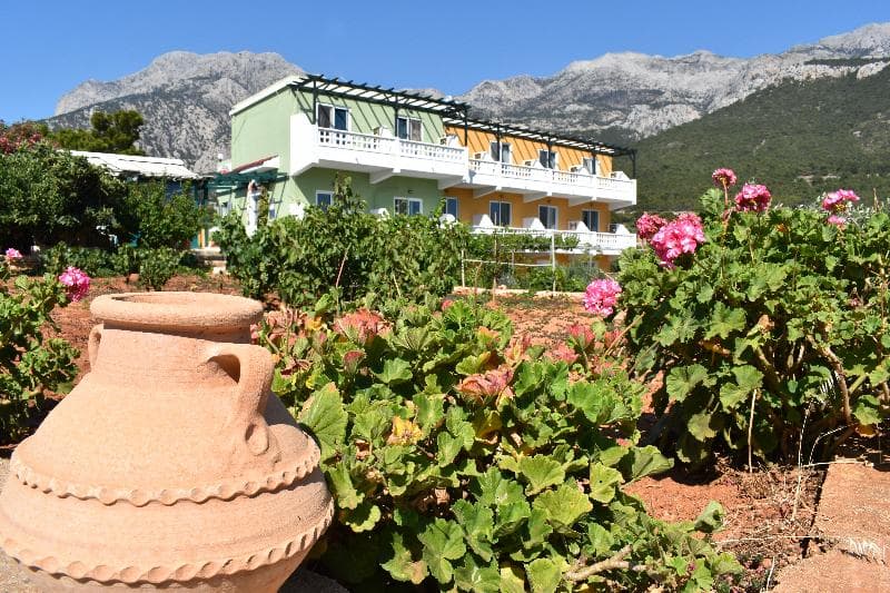 Lefkorama Hotel 5