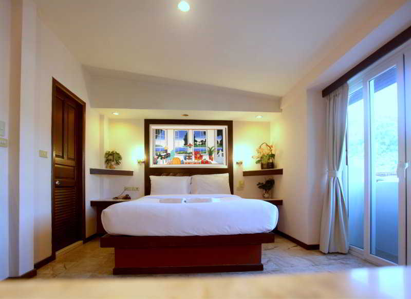 Paradise Inn 5