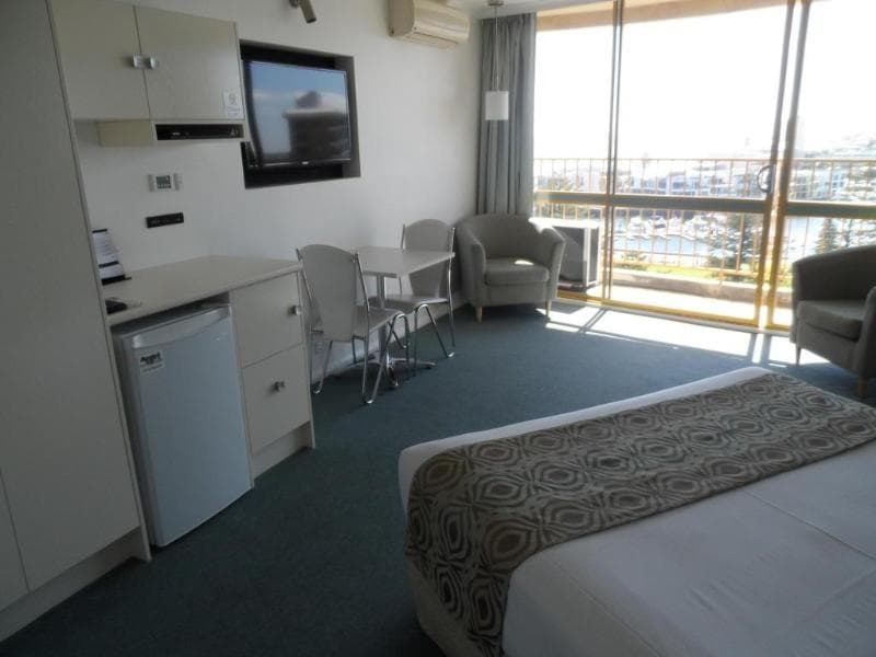 Atlantic Tower Motor Inn 2