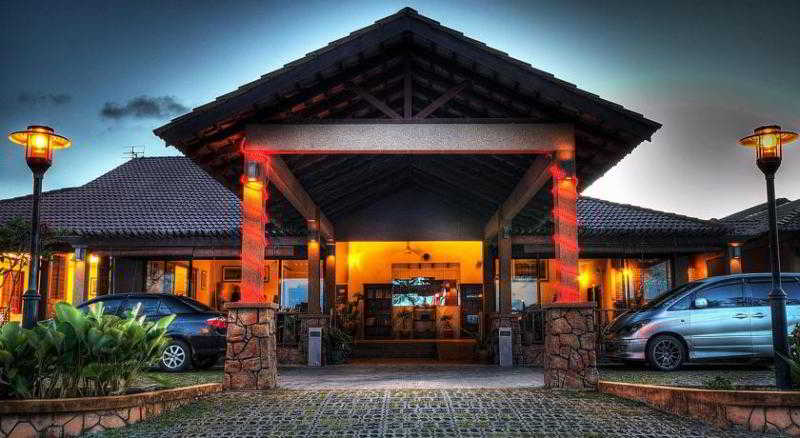 Ulek Beach Resort photo 1