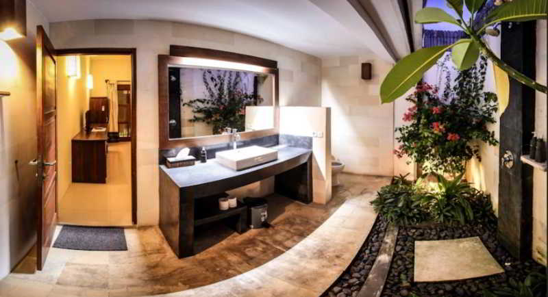 Tir Na Nog Gili Trawangan Accommodation main