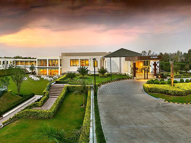 Four Points By Sheraton New Delhi, Airport Highway photo 1