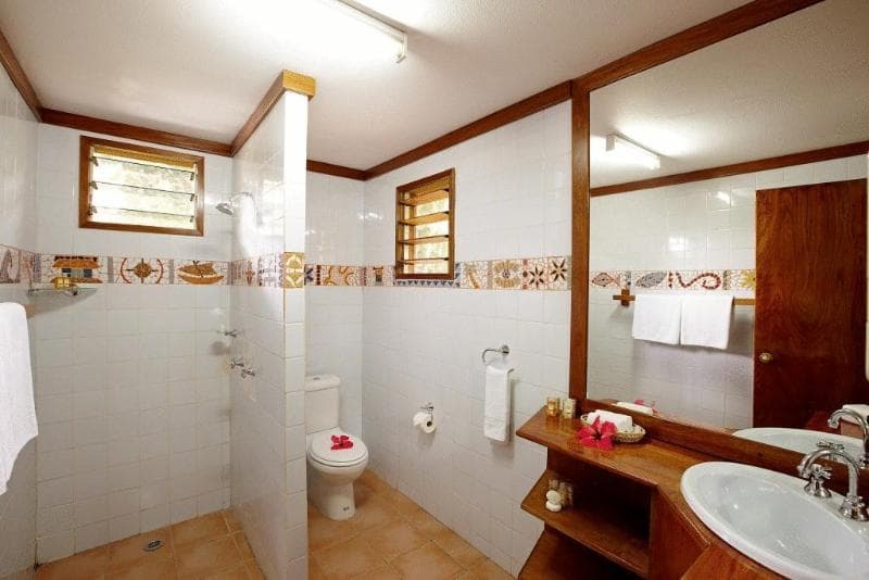 First Landing Beach Resort & Villas 3