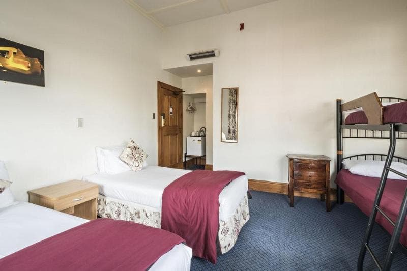 The Cambridge Hotel - Backpacker 4
