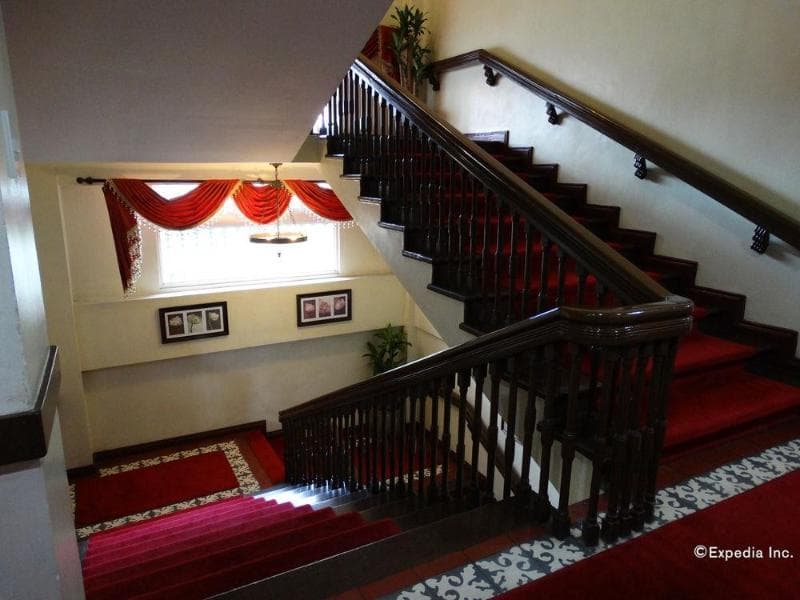 White Knight Hotel Intramuros 5