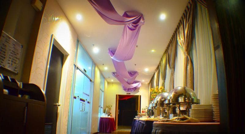 Shervinton Executive Boutique Hotel 5