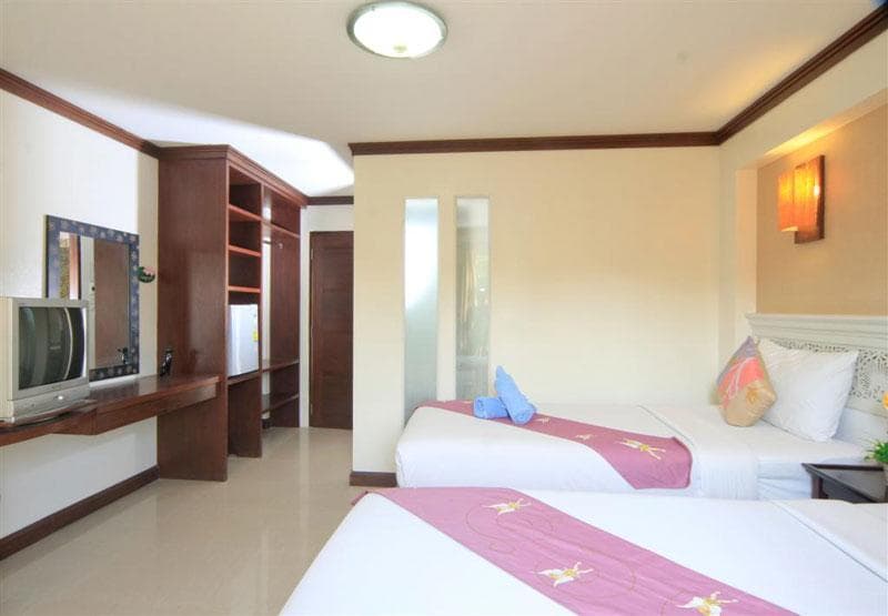 Nirundorn Resort (Adults Only) 4