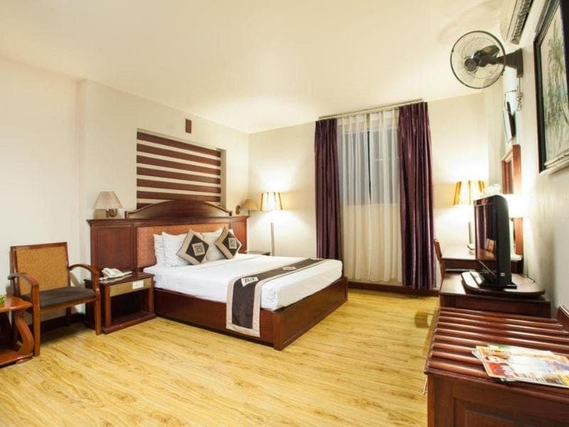 Park View Luxury Hotel main