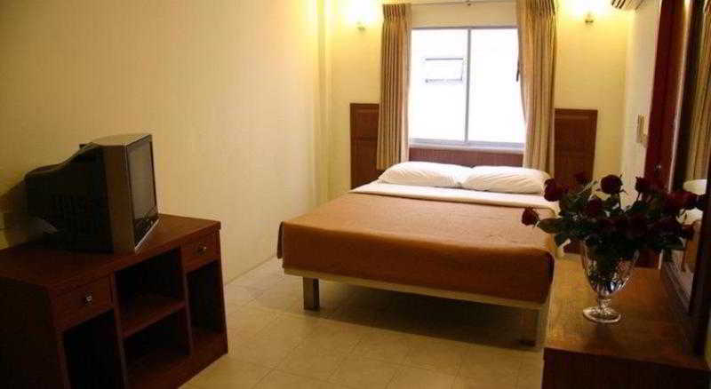 18 Coins Hotel 4