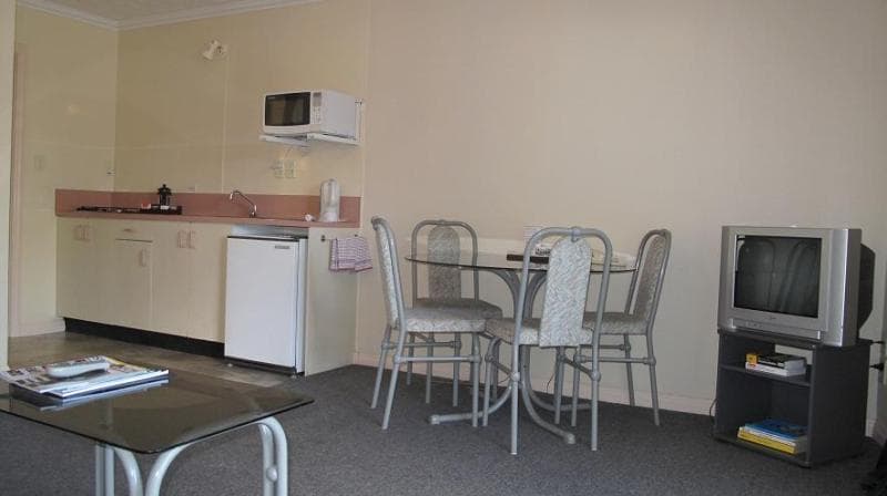 Ashleigh Court Motel 2