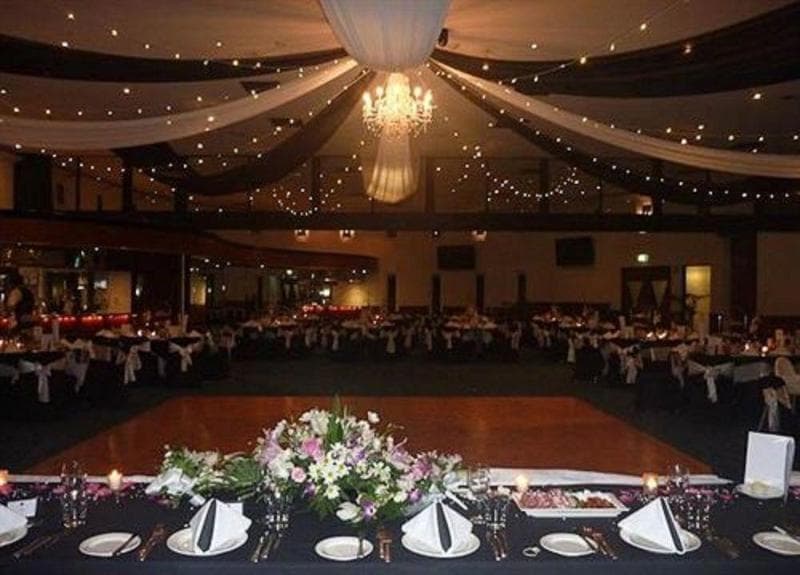 The Lakes Resort Hotel 5