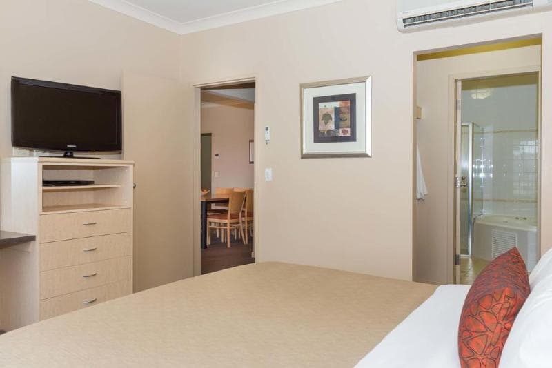 Mccracken Country Club Hotel 2