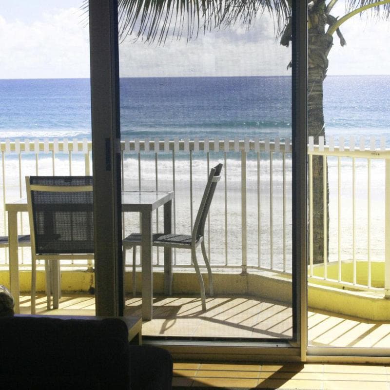 Surfers Horizons Absolute Beachfront Holiday Apart 3