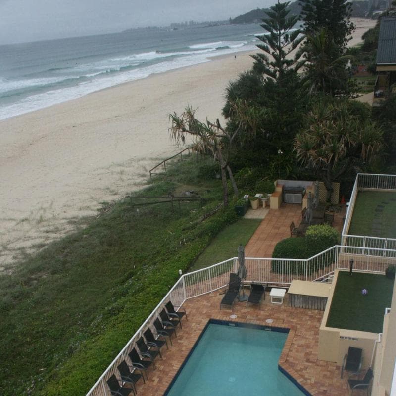 Surfers Horizons Absolute Beachfront Holiday Apart 4